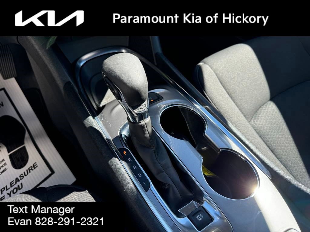 Used 2024 Chevrolet Malibu LT image 12