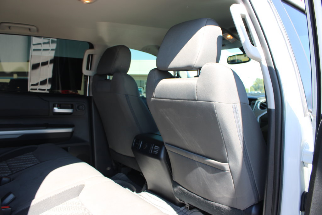 Used 2019 Toyota Tundra SR5 w/ SR5 Upgrade Package AWD/4WD image 34