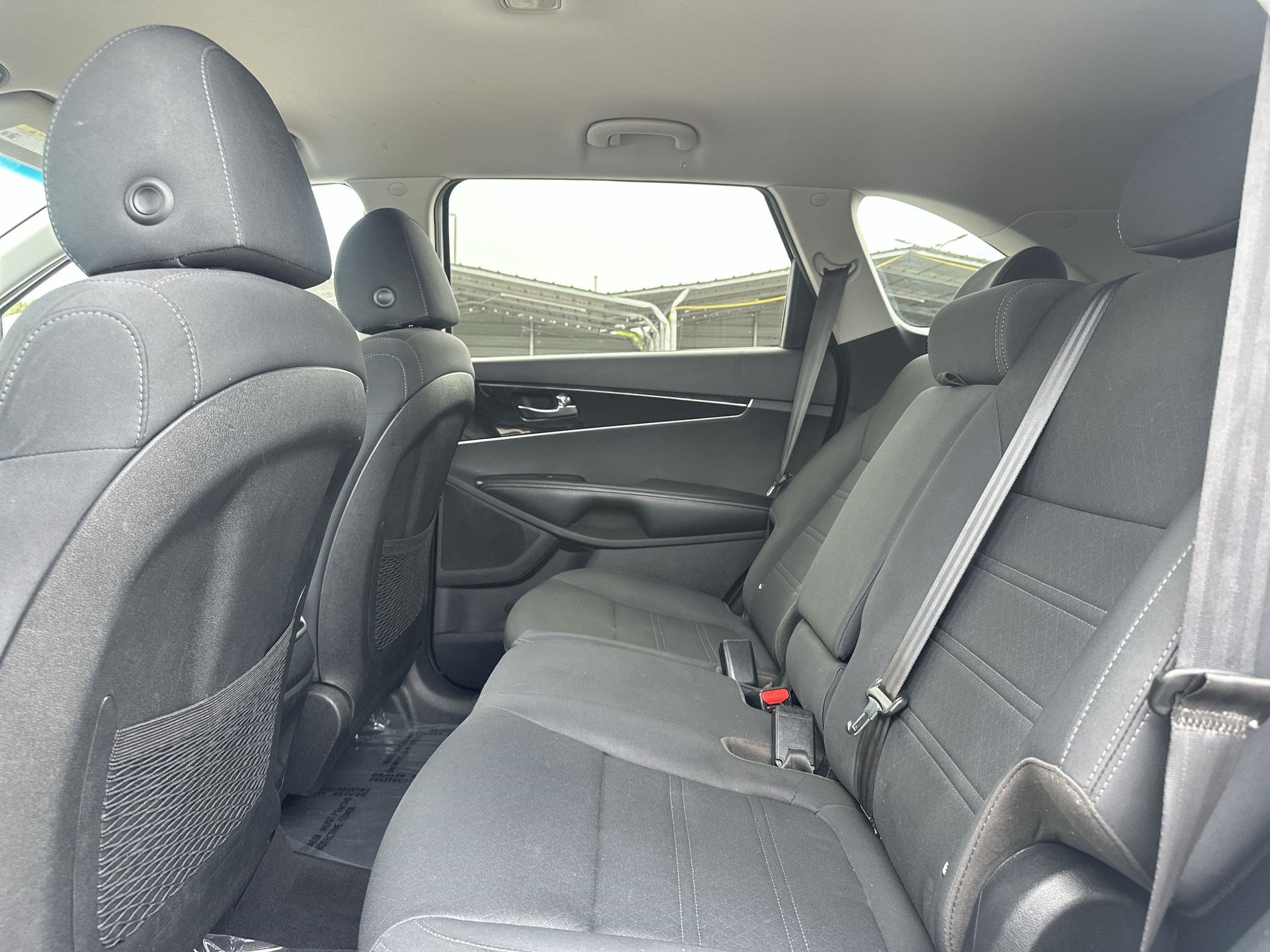 Used 2020 Kia Sorento LX w/ LX I4 Convenience Package FWD image 23