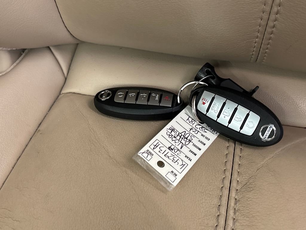 Used 2019 Nissan Pathfinder SL w/ SL Premium Package image 39