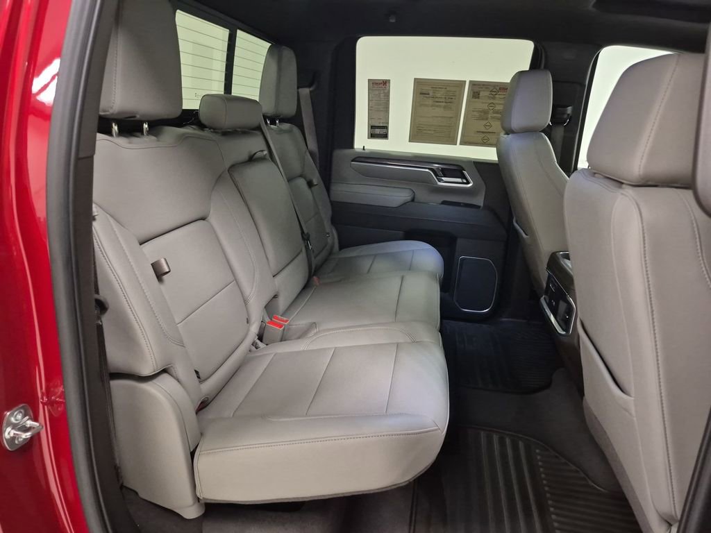 Used 2025 Chevrolet Silverado 3500 LTZ w/ LTZ Texas Edition image 28