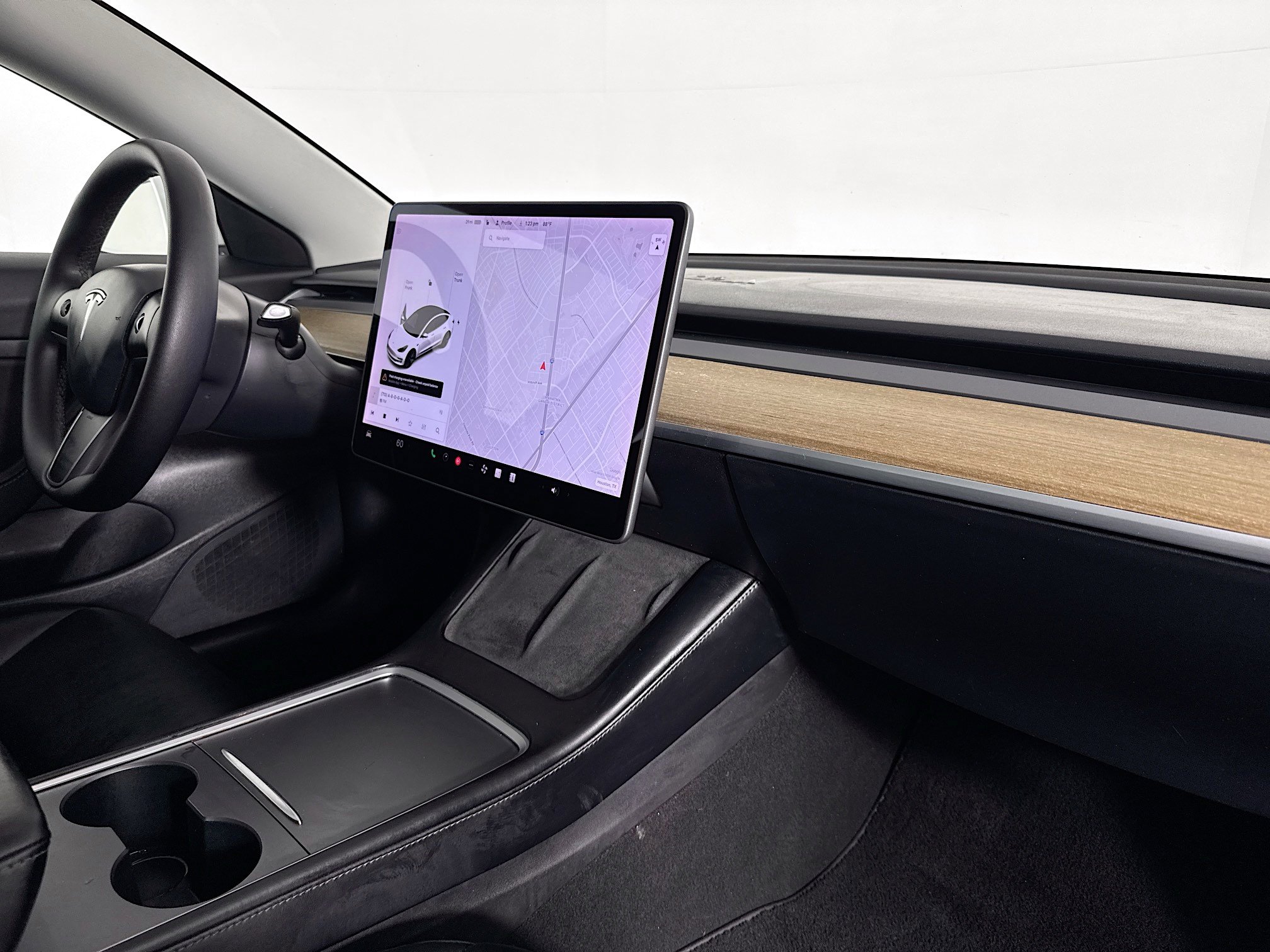 Used 2021 Tesla Model 3 Standard Range image 27