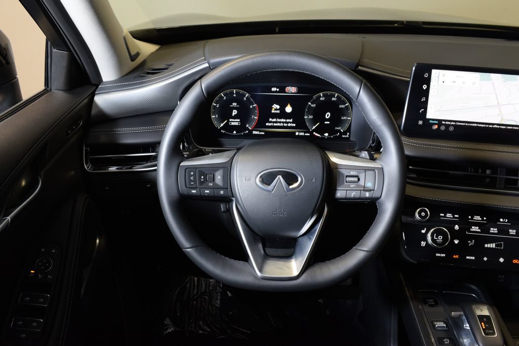 Certified 2026 INFINITI QX60 Luxe w/ Family Package AWD/4WD image 16