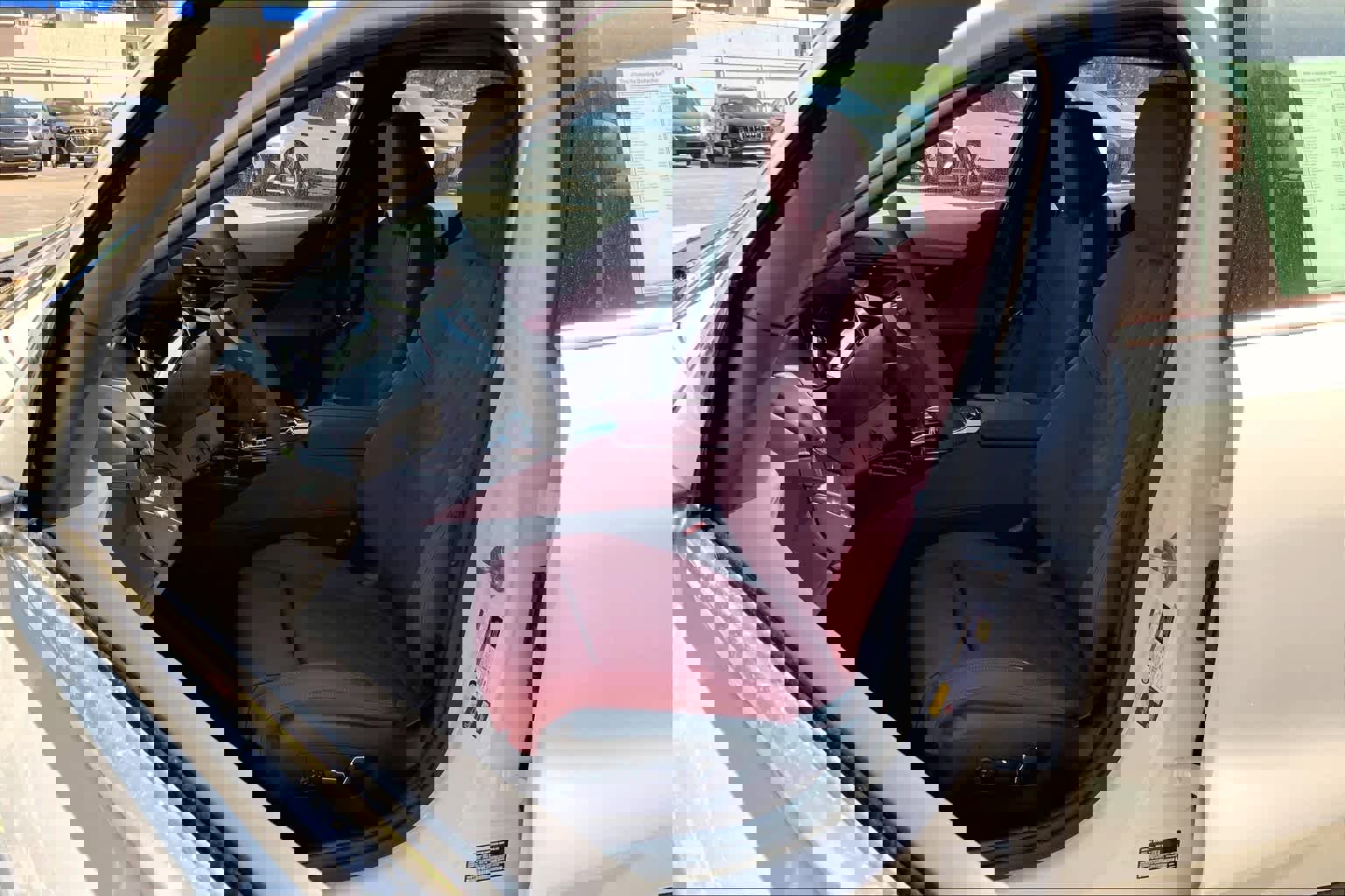 Used 2024 BMW i5 eDrive40i w/ Premium Package image 9