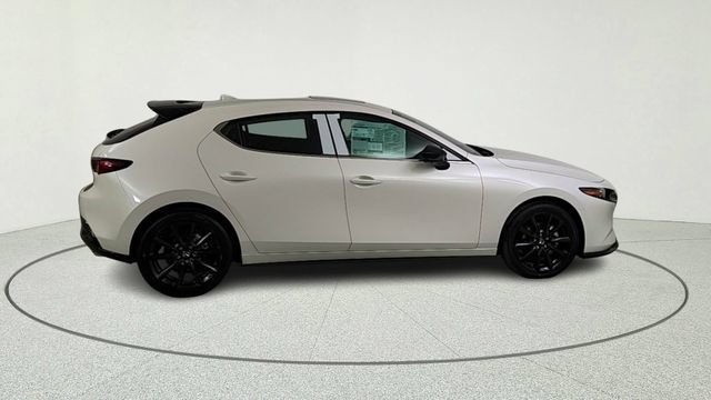 New 2026 MAZDA MAZDA3 Hatchback w/Premium Plus Pkg AWD/4WD image 8