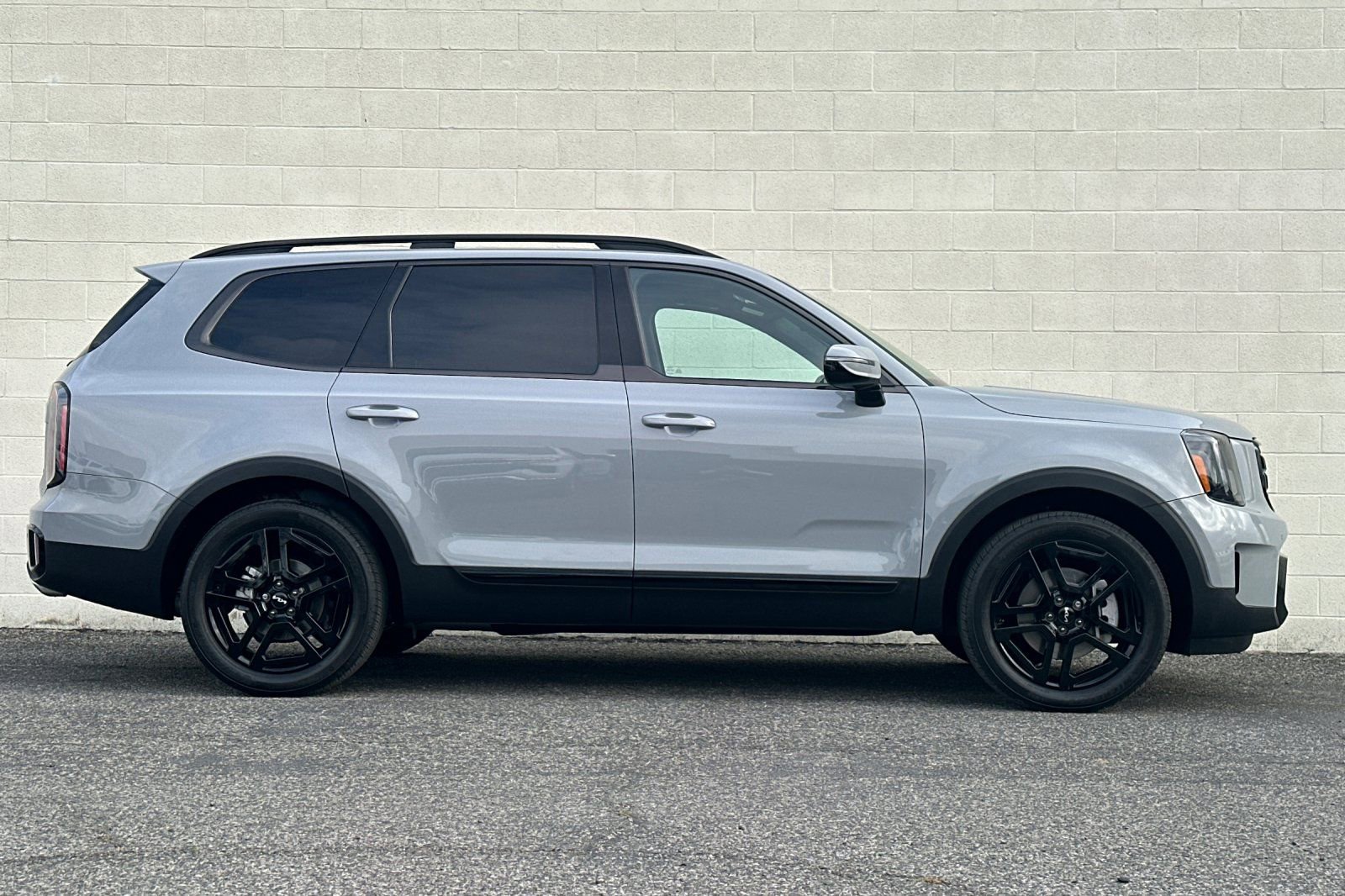 Used 2024 Kia Telluride SX Prestige X-Line image 3