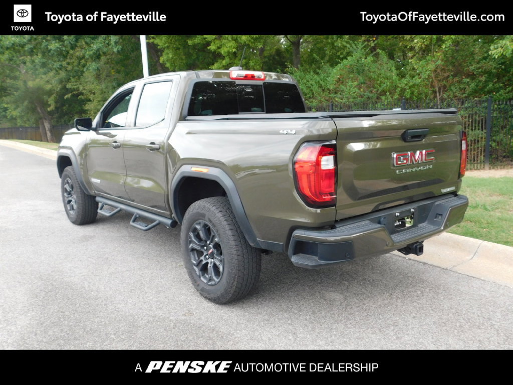 Used 2025 GMC Canyon Elevation w/ Technology Package AWD/4WD image 9