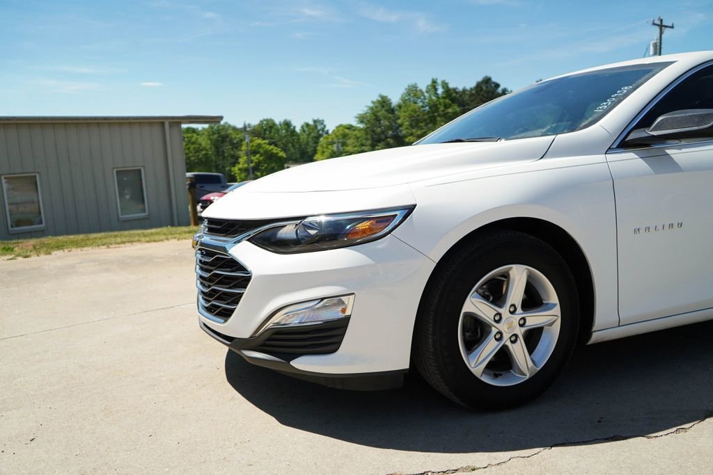 Used 2022 Chevrolet Malibu LS image 16