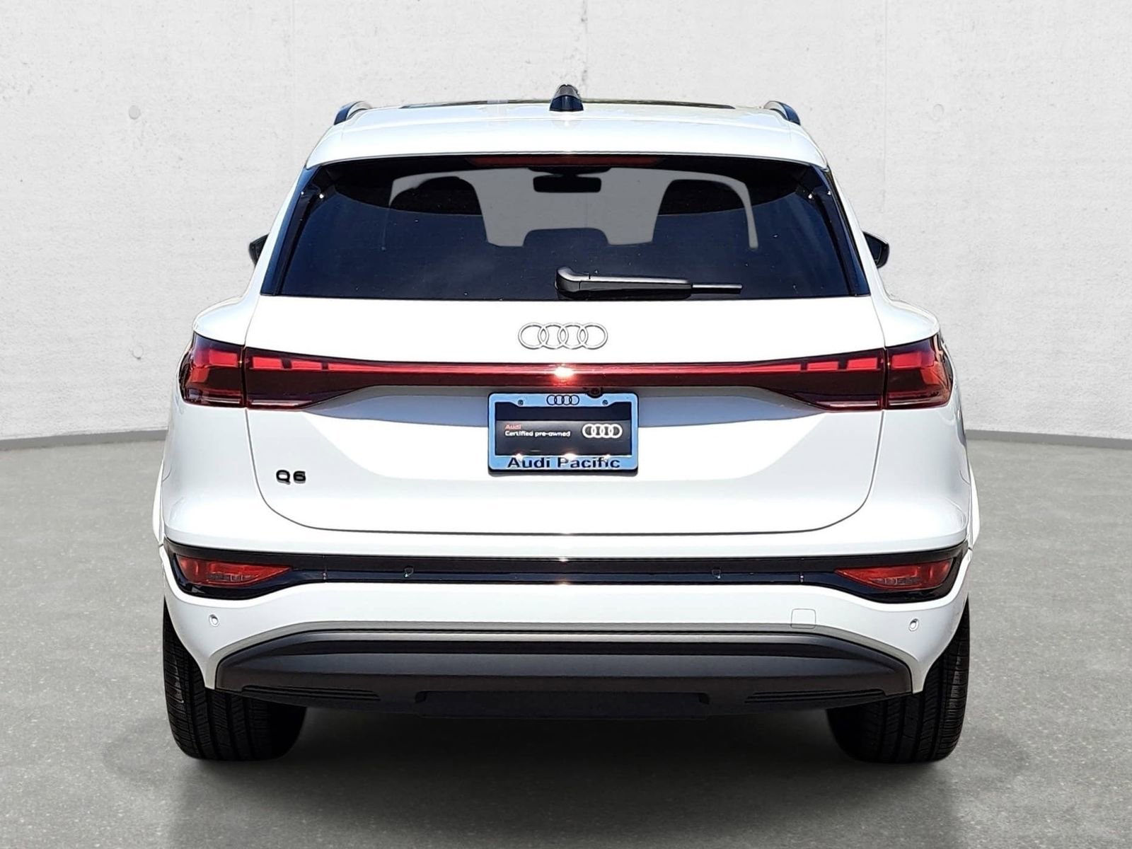 Certified 2025 Audi Q6 e-tron Premium Plus w/ Premium Plus AWD/4WD image 6