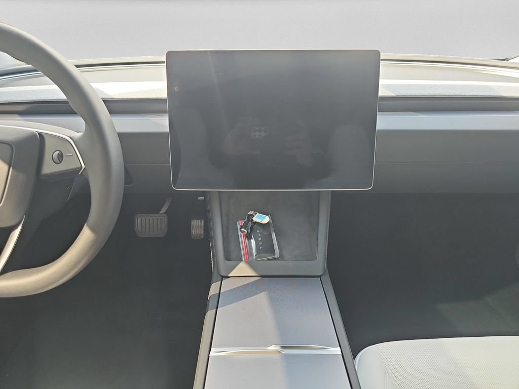 Used 2025 Tesla Model 3 Long Range RWD image 11