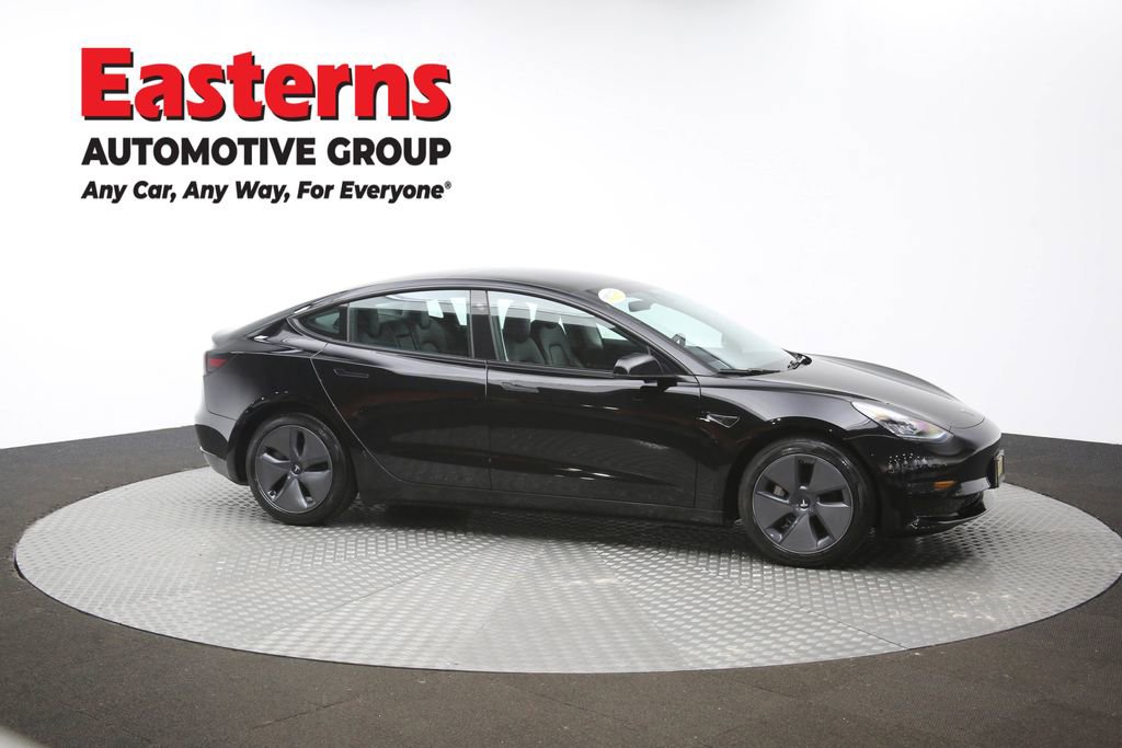 Used 2021 Tesla Model 3 Standard Range Plus image 48