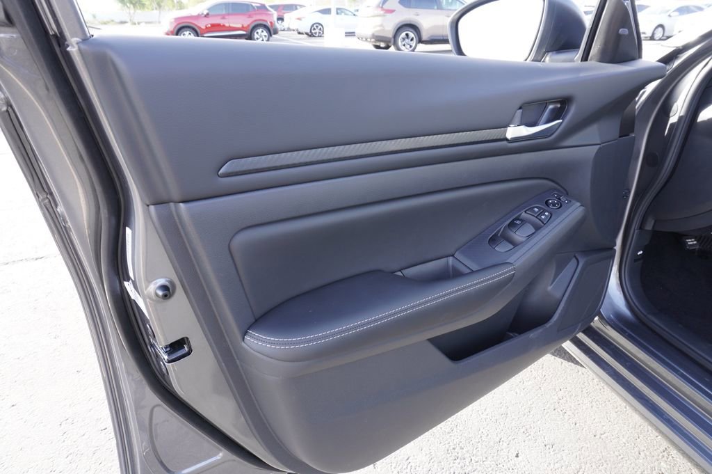 Certified 2025 Nissan Altima 2.5 SV image 14