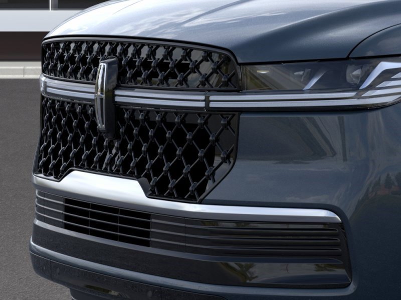 New 2025 Lincoln Navigator L Reserve w/ Jet Appearance Package AWD/4WD image 17