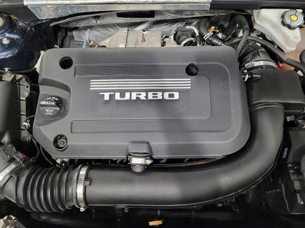 Used 2019 Cadillac XT4 Luxury w/ Cold Weather Package image 30