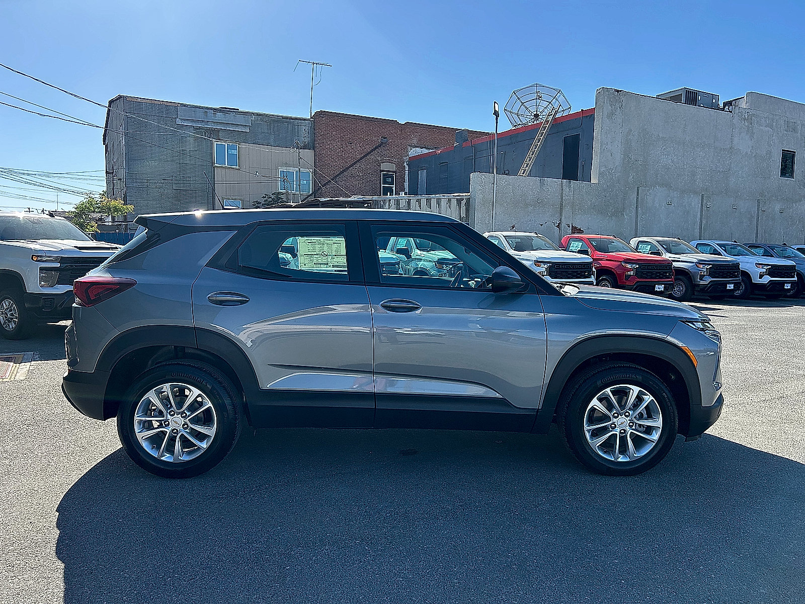 New 2026 Chevrolet TrailBlazer LS w/ LS Confidence Package FWD image 2