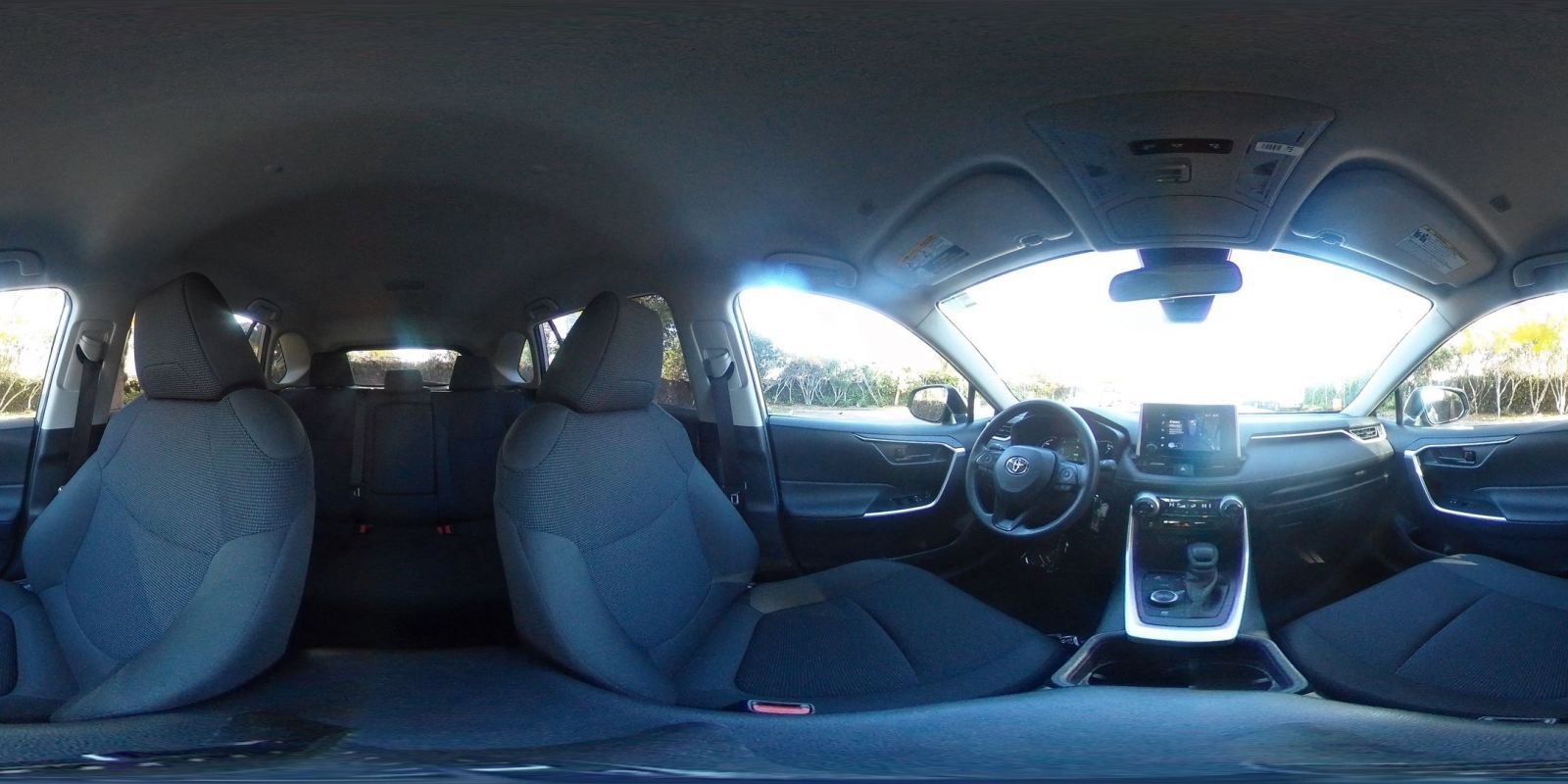 Used 2025 Toyota RAV4 LE image 41