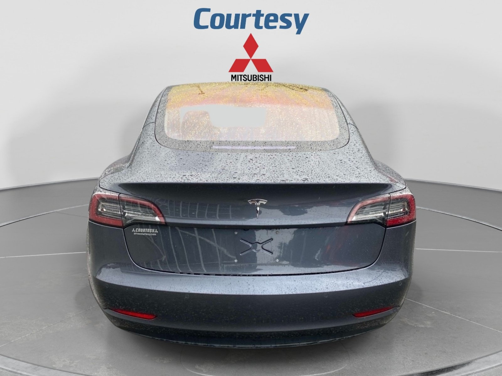 Used 2018 Tesla Model 3 Long Range RWD image 4