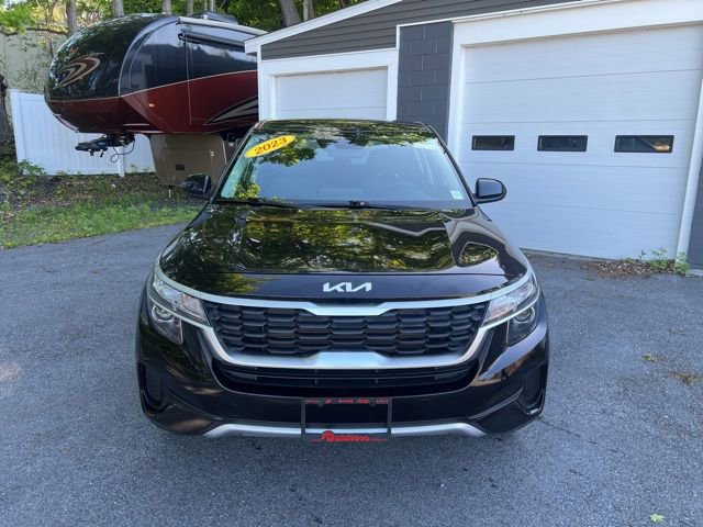 Used 2023 Kia Seltos LX