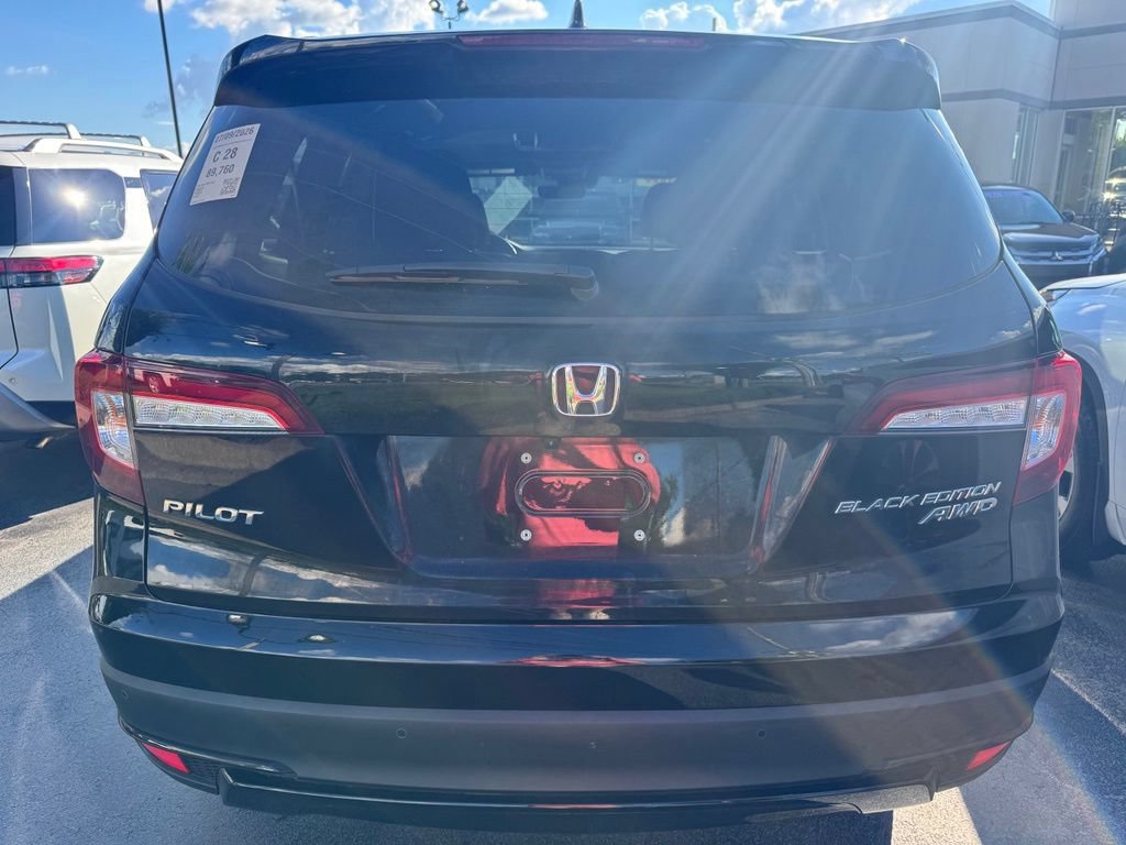 Used 2022 Honda Pilot Black Edition image 3