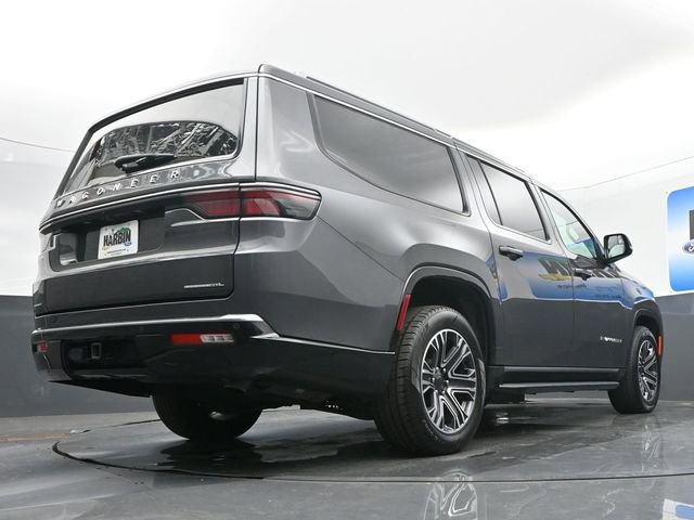 Used 2023 Jeep Wagoneer L Series II image 23