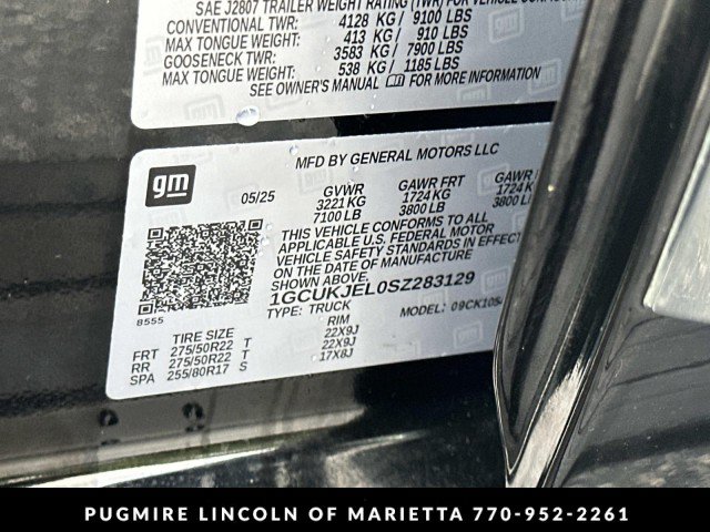 Used 2025 Chevrolet Silverado 1500 High Country AWD/4WD image 35