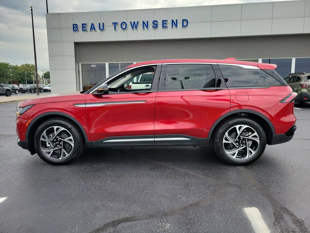 New 2026 Lincoln Nautilus Premier AWD/4WD image 7