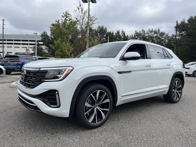 New 2026 Volkswagen Atlas Cross Sport SEL Premium R-Line image 3