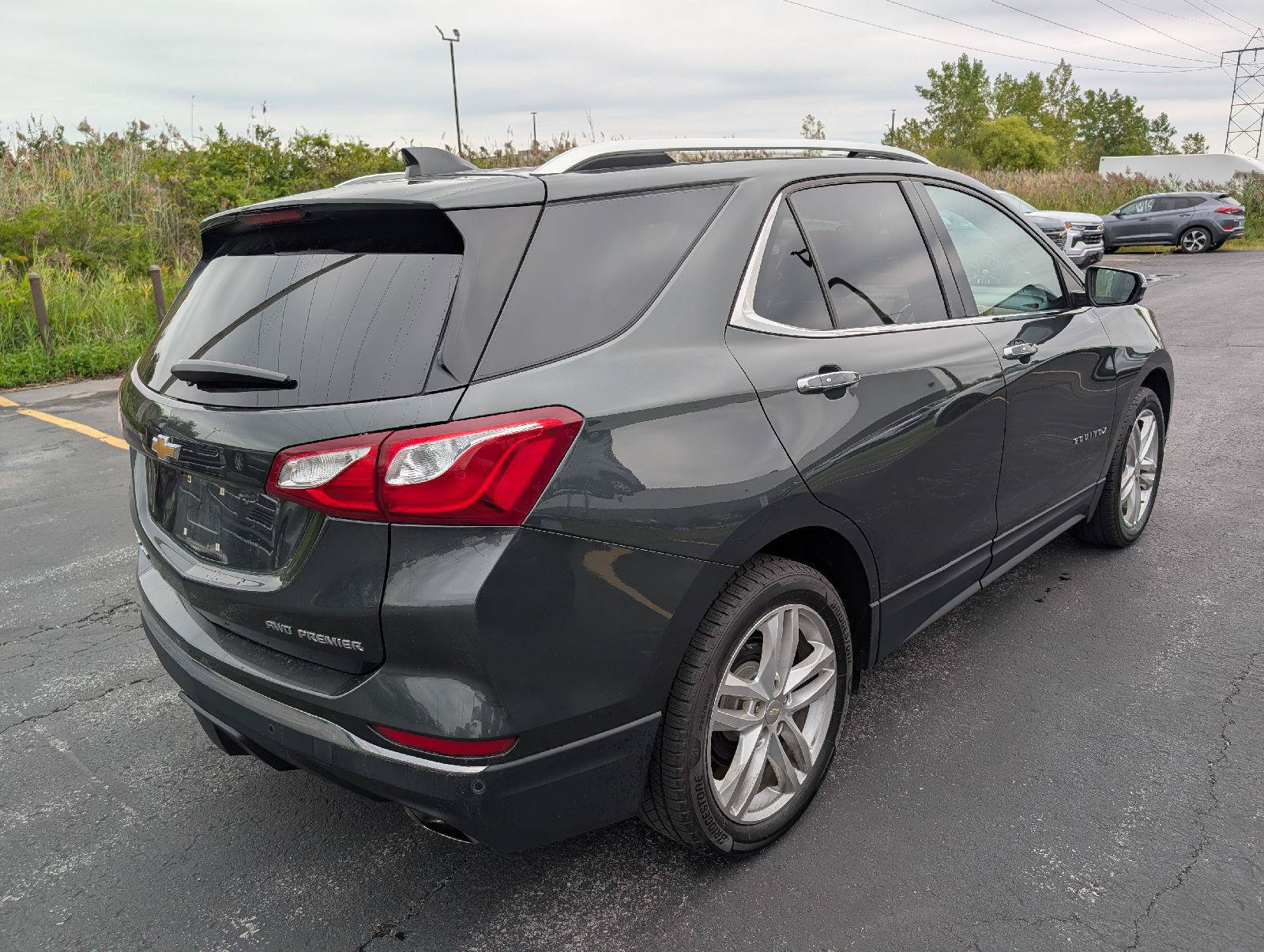 Used 2019 Chevrolet Equinox Premier AWD/4WD image 9