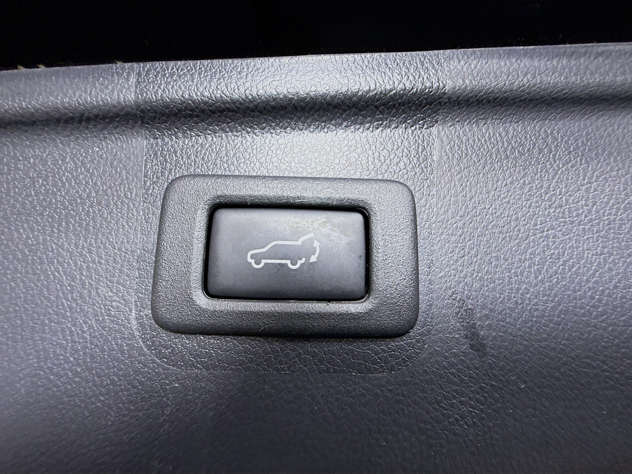 Used 2016 Subaru Outback 3.6R Limited image 40