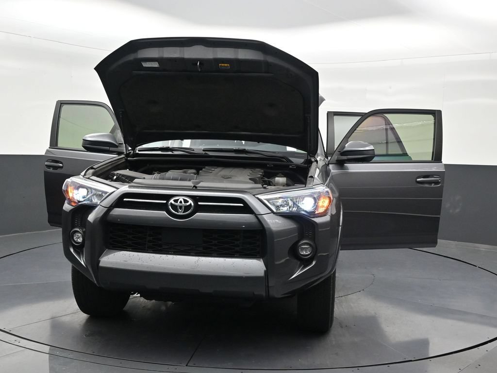 Used 2022 Toyota 4Runner SR5 RWD image 36