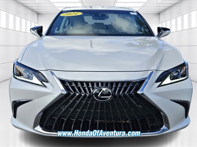 Used 2024 Lexus ES 350 w/ Premium Package image 5