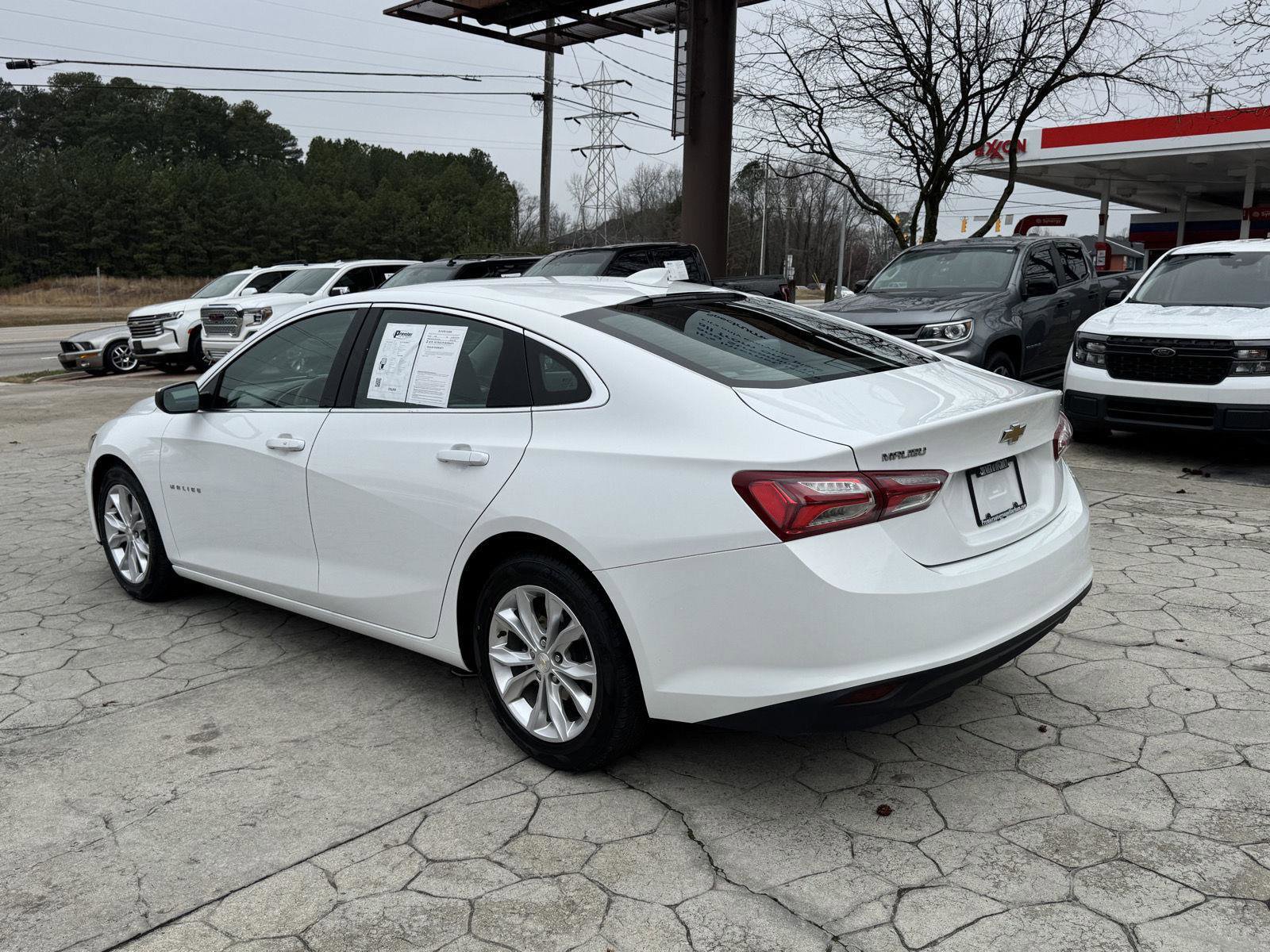 Used 2022 Chevrolet Malibu LT image 8