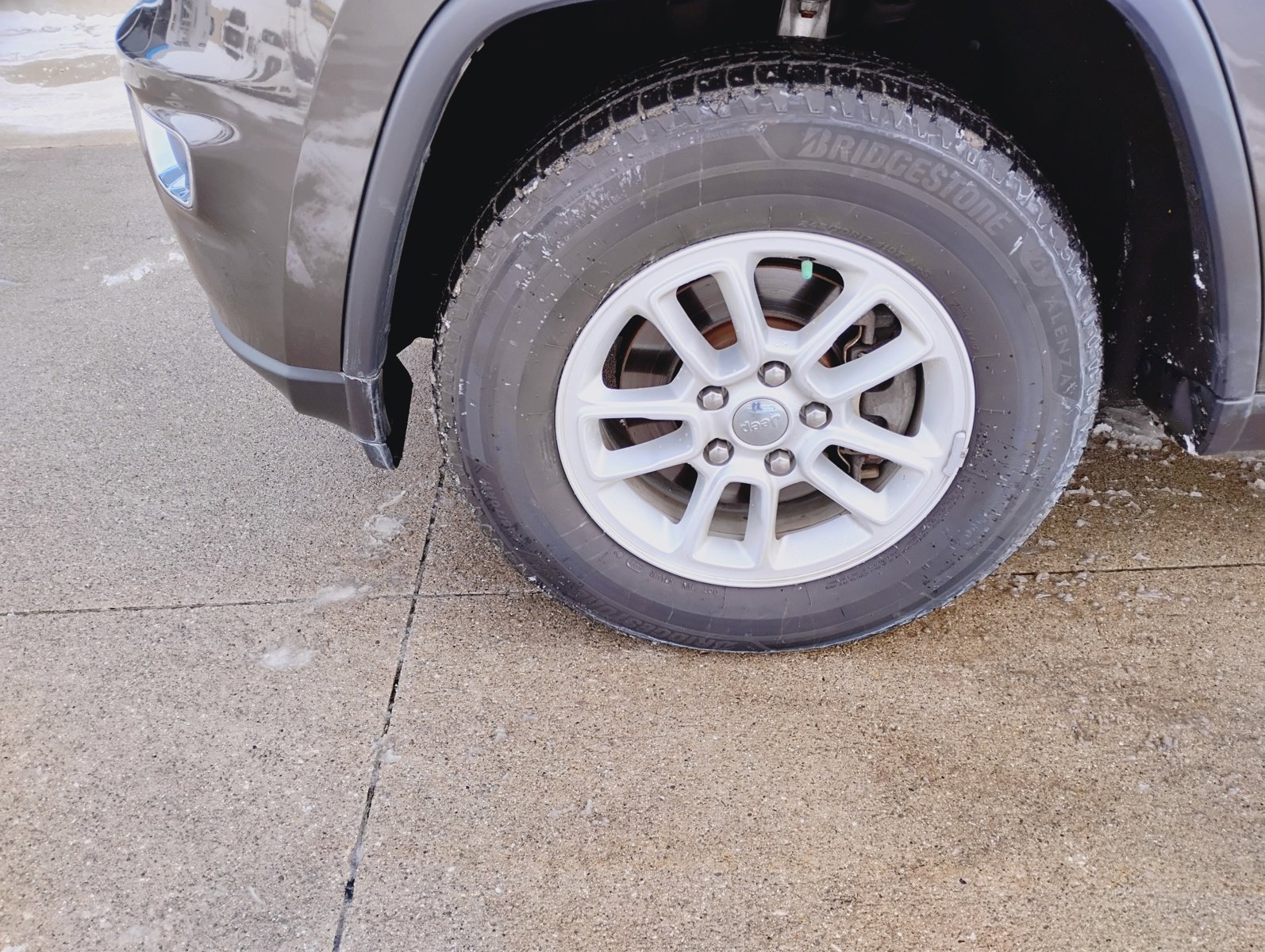 Used 2020 Jeep Grand Cherokee Laredo image 23