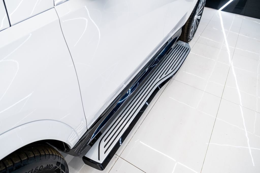 Used 2026 Mercedes-Benz Maybach GLS 600 4MATIC image 19