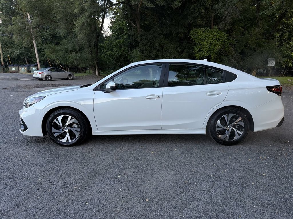 Certified 2025 Subaru Legacy Premium AWD/4WD image 5