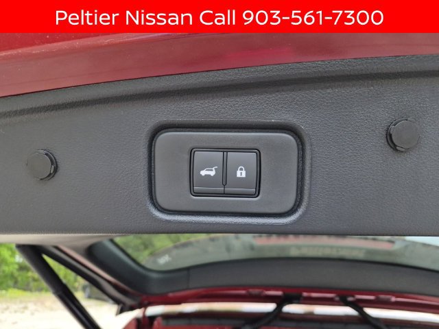 New 2026 Nissan Pathfinder SL w/ SL Premium Package FWD image 8