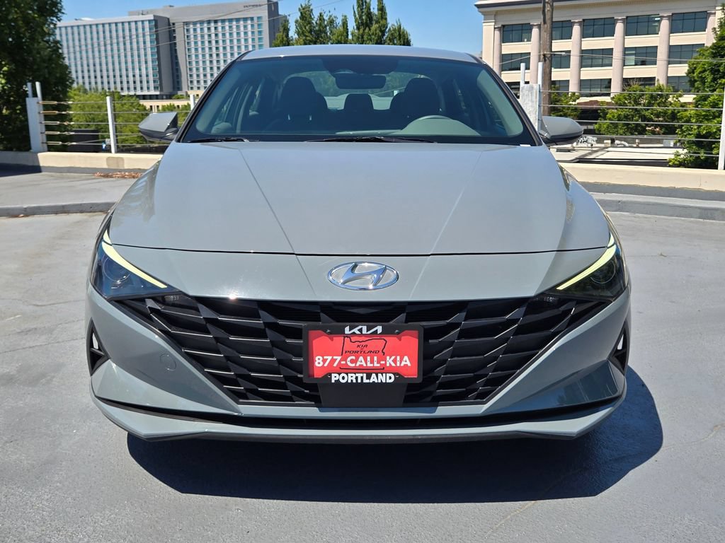 Used 2023 Hyundai Elantra SEL w/ Convenience Package FWD image 8