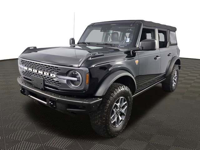 Used 2021 Ford Bronco Badlands image 3