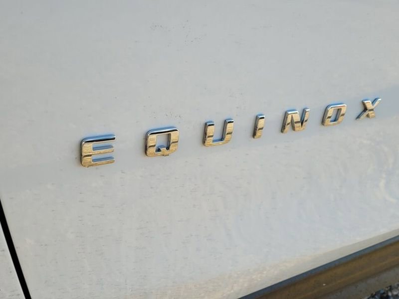 Used 2022 Chevrolet Equinox LS image 16