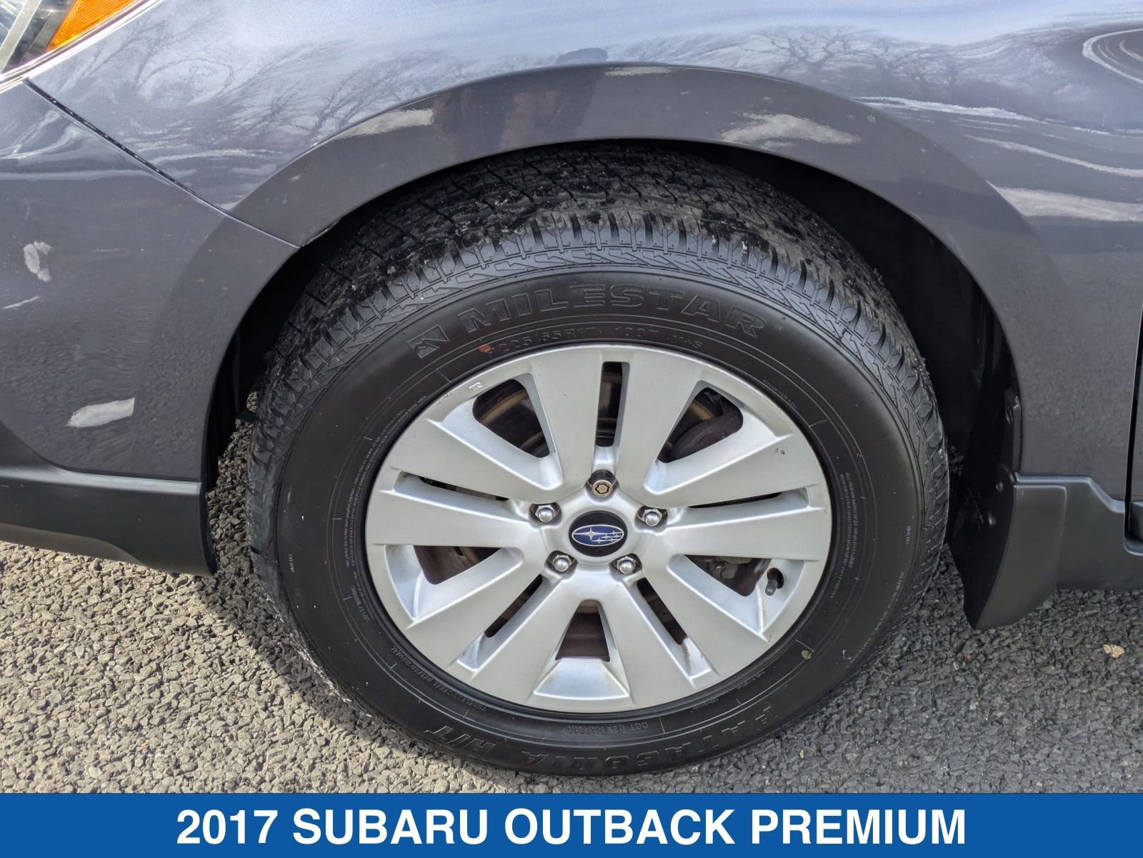 Used 2017 Subaru Outback 2.5i Premium image 10