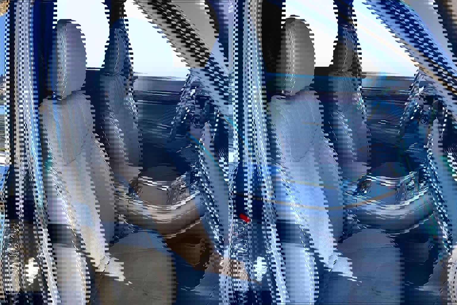 Used 2024 Hyundai Palisade Calligraphy image 9