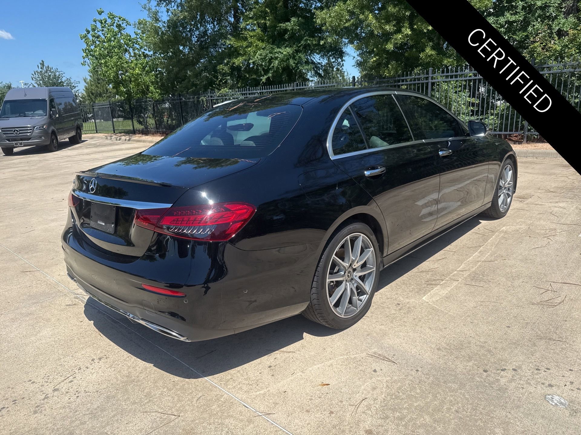 Certified 2022 Mercedes-Benz E 350 Sedan image 4
