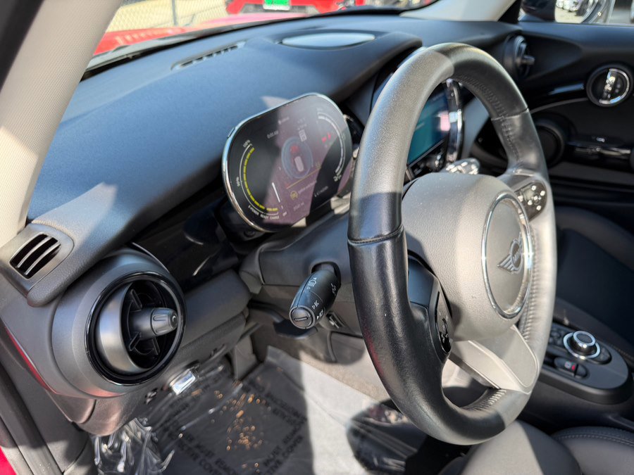 Used 2022 MINI Cooper SE image 11