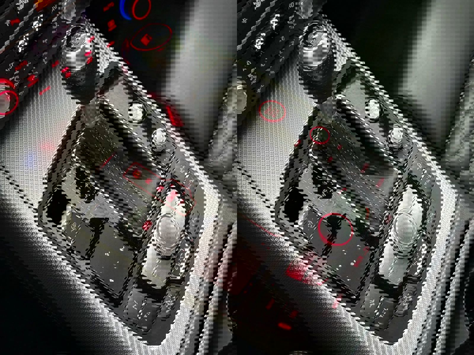 Used 2016 Audi RS 7 Prestige w/ RS 7 Dynamic Package image 37