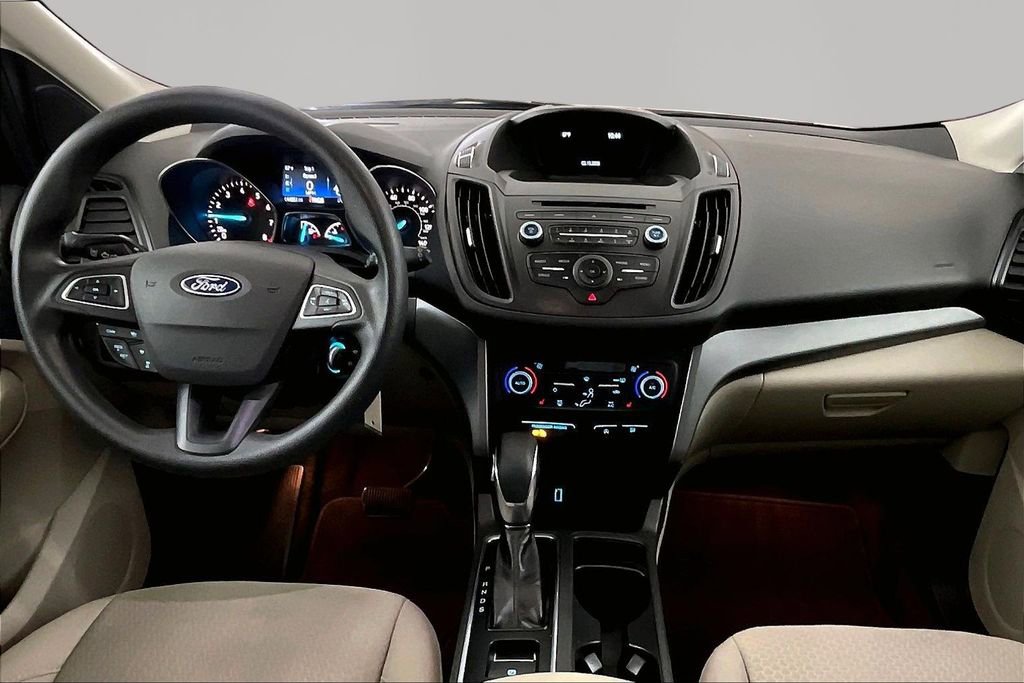 Used 2018 Ford Escape SE w/ Ford Safe & Smart Package image 7