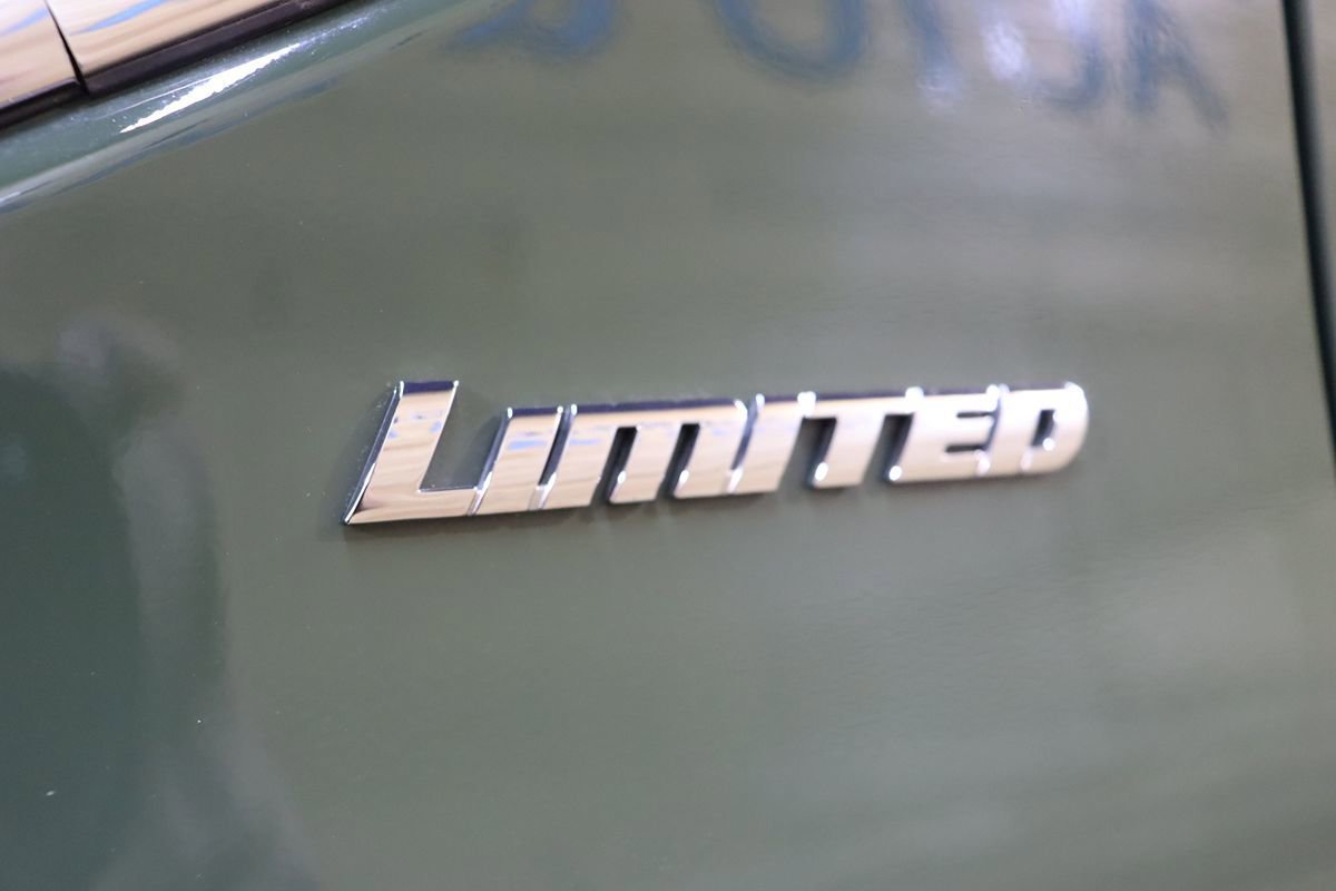 Used 2023 Toyota Tundra Limited w/ Power Package AWD/4WD image 20