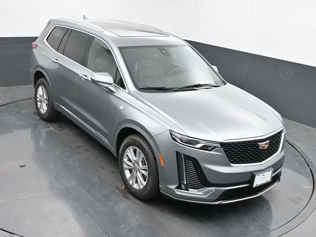 New 2025 Cadillac XT6 Luxury image 31