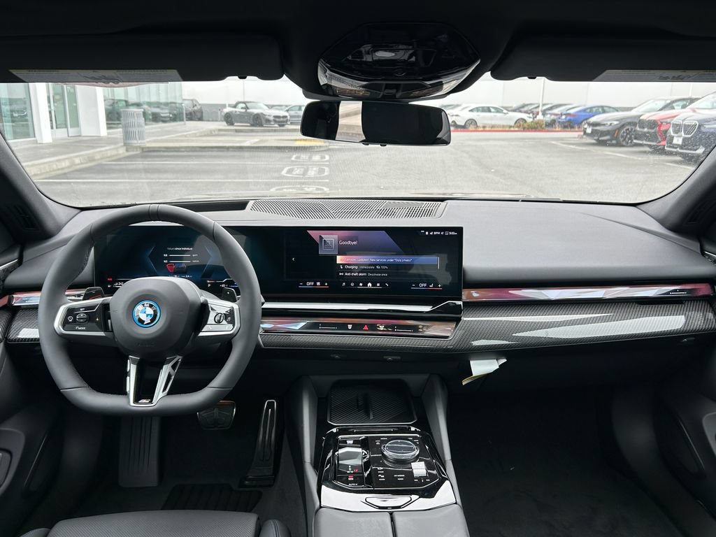 New 2027 BMW 550e xDrive AWD/4WD image 34