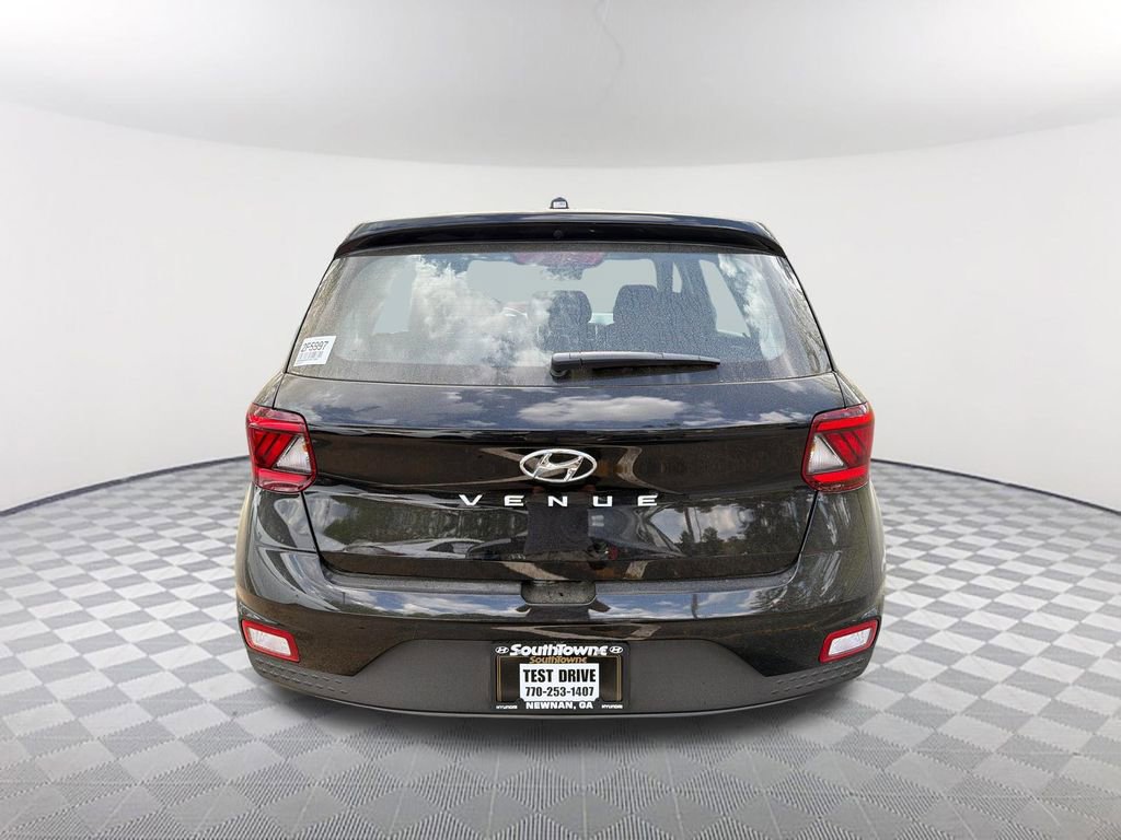 New 2026 Hyundai Venue SE image 6