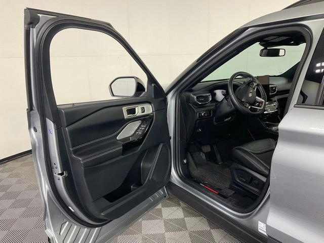 Used 2024 Ford Explorer ST w/ Equipment Group 401A image 26